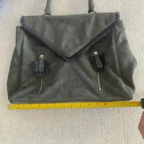 RomyGold Gray Leather Handbag With Gray Fur Trim - Picture 11 of 14